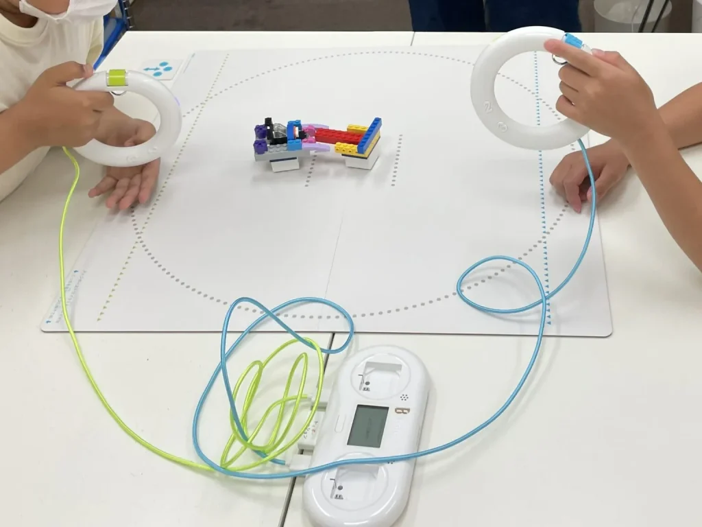 toio 小学生対象のロボットプログラミング
