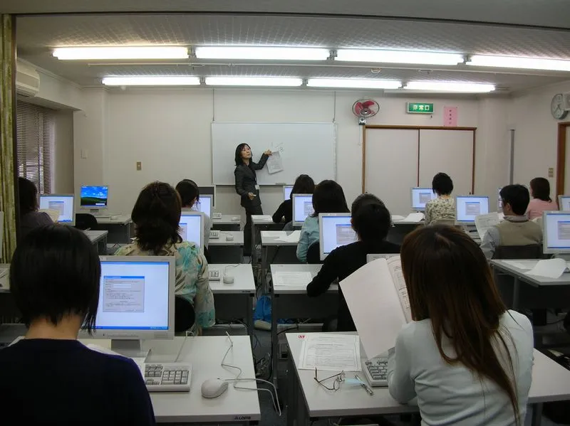 学校法人矢沢学園様パソコン研修　横浜市中区元町のシアルパソコンスクール